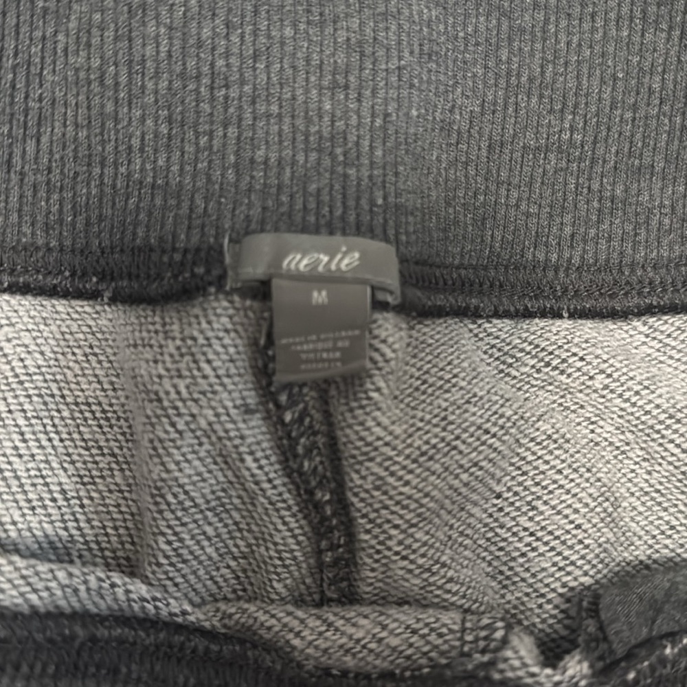 Aeri Camo Distressed Joggers - Picture 3 of 5